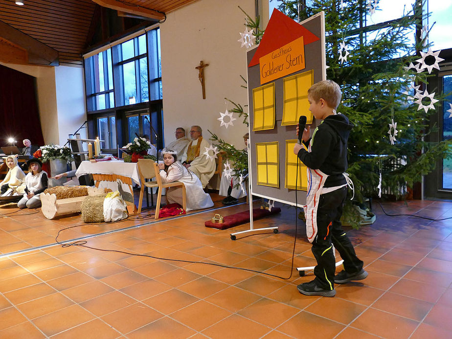 Kinderchristmette mit Krippenspiel (Foto: Karl-Franz Thiede)